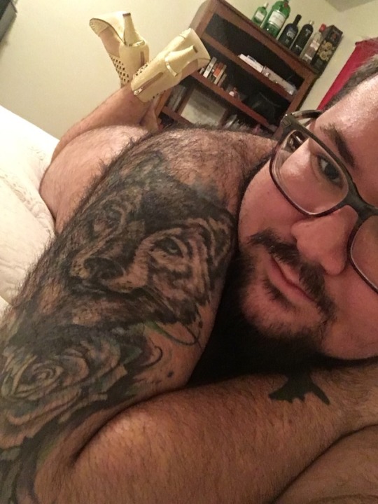 blu3tu3sdayy:        A collection of my recent thirst photos from Instagram 