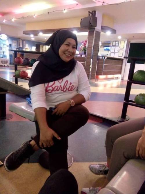 swagscandalbiniorangtacogoop:Mesti burit tembqm niGambar yg kat keta biru tu kat bukit raya kan
