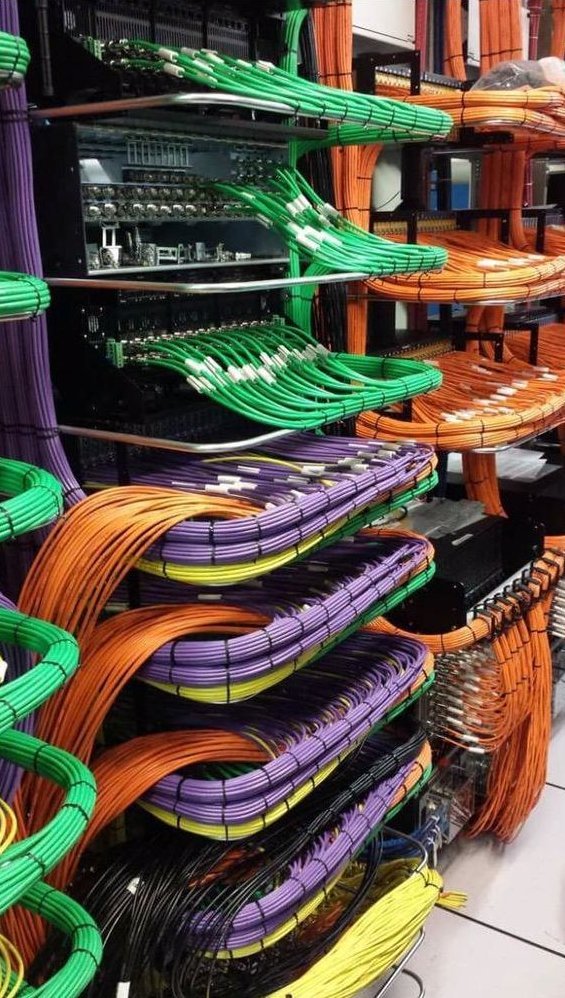 Your cable management moment of zen.