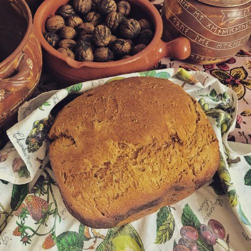 Lughnasadh bread Je n’ai pas eu le temps de célébrer quoi que ce soit pour Lughnasadh, mais j’ai to