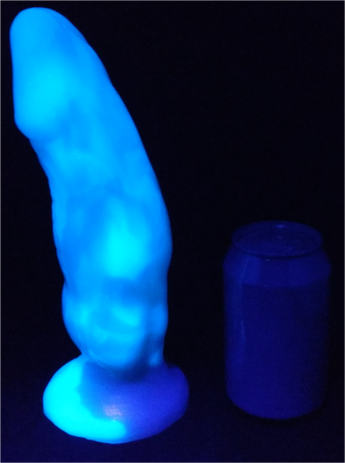 akifutoys: Introducing our newest addition to our stable; Greg, the spotted dragon!   Our first test with UV-reactive pigment, mixed with a blue tinge to compliment the bright glow that appears under ultraviolet light! This is also our newest creation,