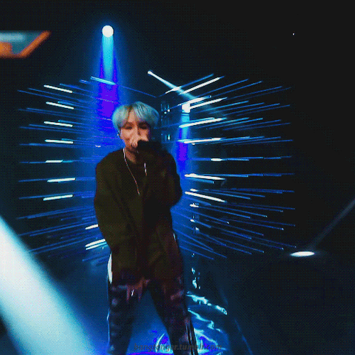 170928 Mic Drop