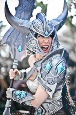 queens-of-cosplay:  League Of Legends cosplay