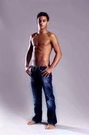 Tom Daley http://hotmusclejockguys.blogspot.com/2014/06/tom-daley.html adult photos