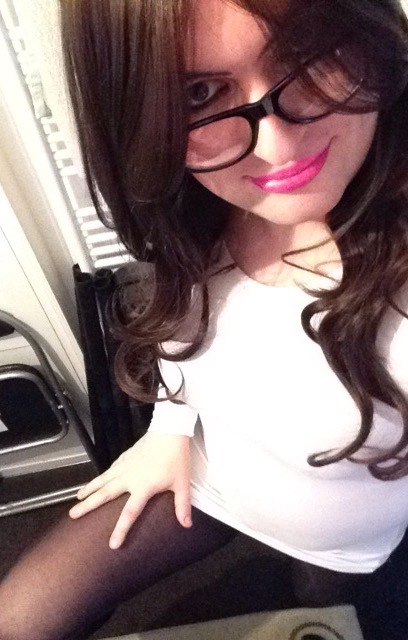 steph-cox-cd:  Saucy secretary is back! 🤓 office hours are open again 💁🏻 hehe 😘 xxx  I really would you to be my secretary???