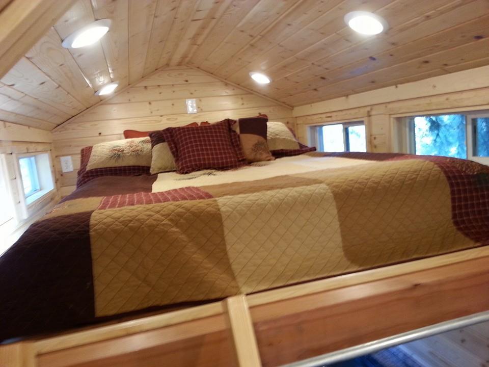 tinyhousedarling:  So…this is the plan that I came up with.  It’ll probably
