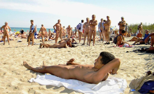 gayflashingandpublicindecency: Gay webcams