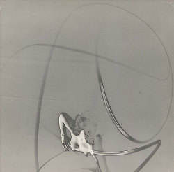 gacougnol:  Max DupainNude and Wire 1935 