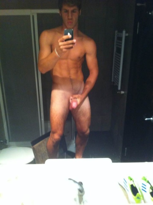 snapchathotguys: a very original baited guy from me (2013) snapchathotguys.tumblr.com