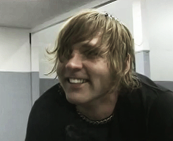 goodgollymissmoxley:  Look at how adorable he is! How could anyone call that face