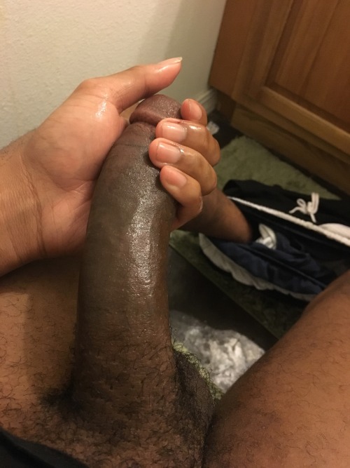 thatawesomeenigga: Mid-Day… (Help Needed) Beautiful BBC! This white boi would love to suck and dee