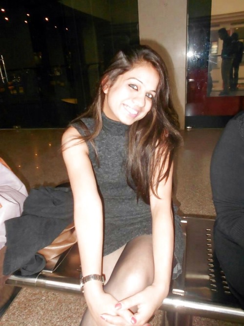 prythm: This Bhabhi’s NUDES will be posted tonight 10:00PM Malaysia Time. #TBC KIK: Prythm Lov
