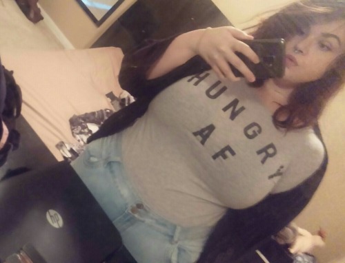fatscully: My favorite shirt to glorify obesity in ✨