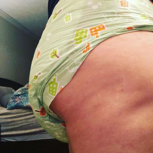 It was only a little wet&hellip; #abdl #ddlg #cgl #adultdiaper #wetdiaper #wetting #diapergirl #diap