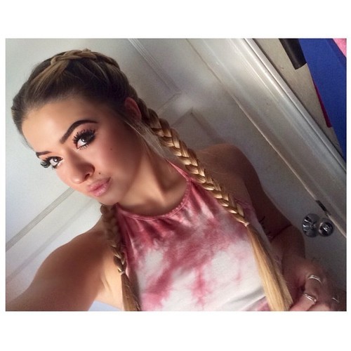 masturbationqueen:  radbuttssad:  sexy-uredoinitright:  radbuttssad:  french braids