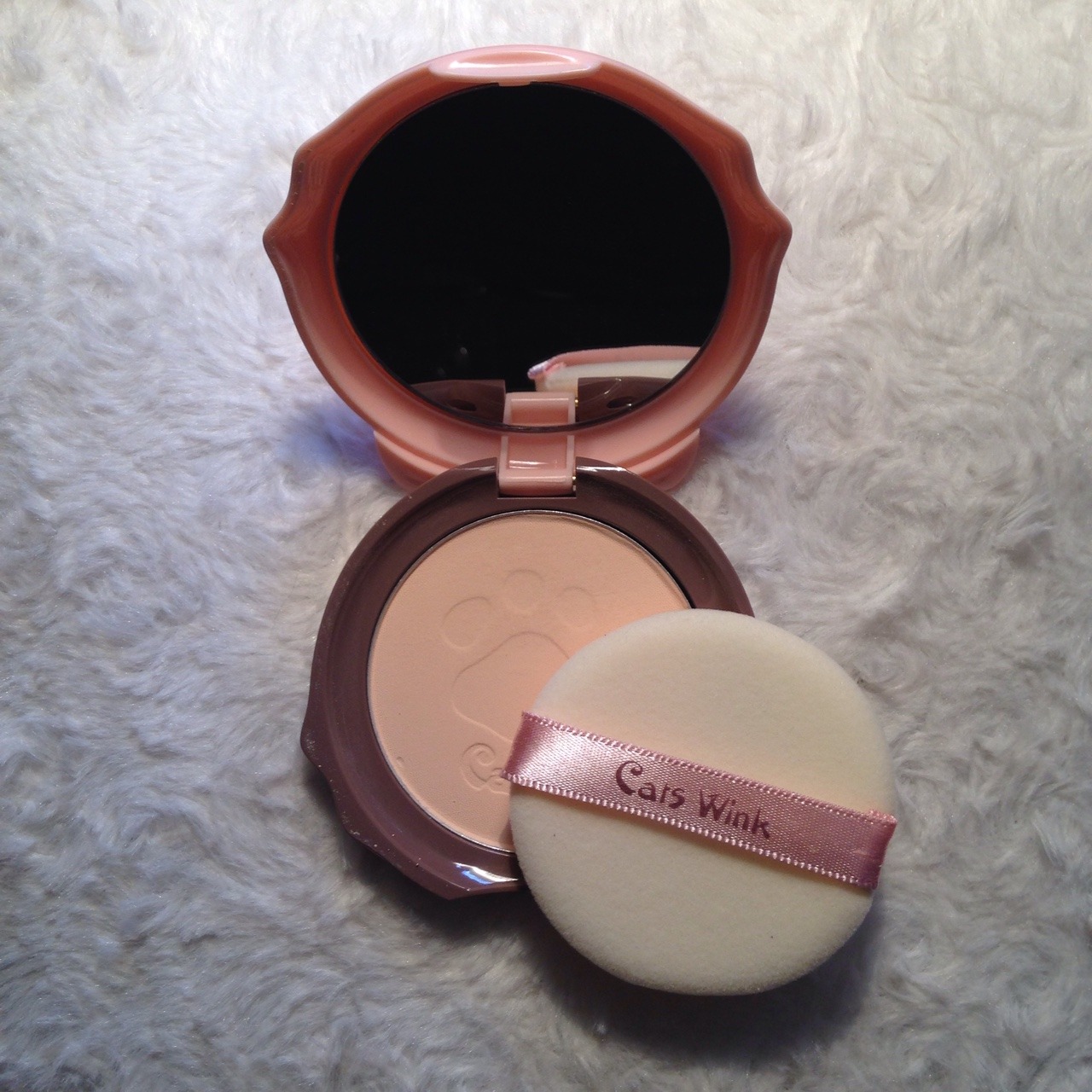 amyxina:my new powder compact arrived today