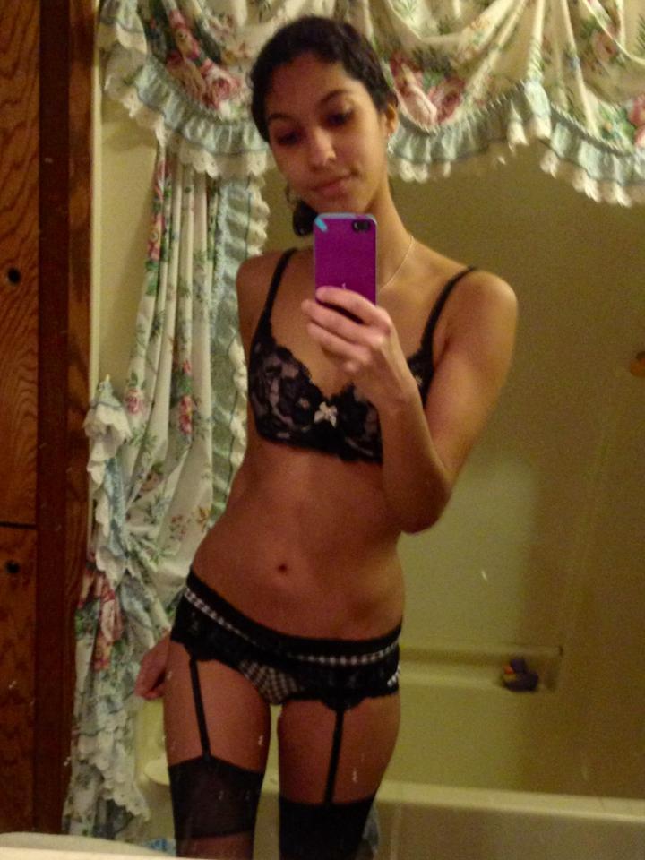 thankjobs4iphone:  iNotNude collection