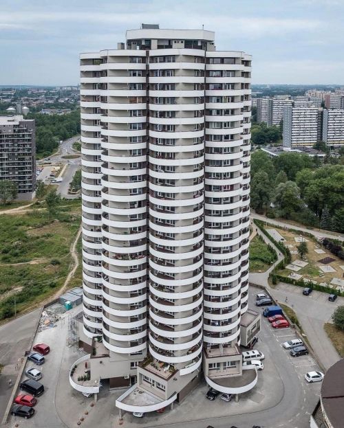 Osiedle Tysiąclecia development, Katowice, Poland, built in the 80’s. Architect: Henryk Buszk