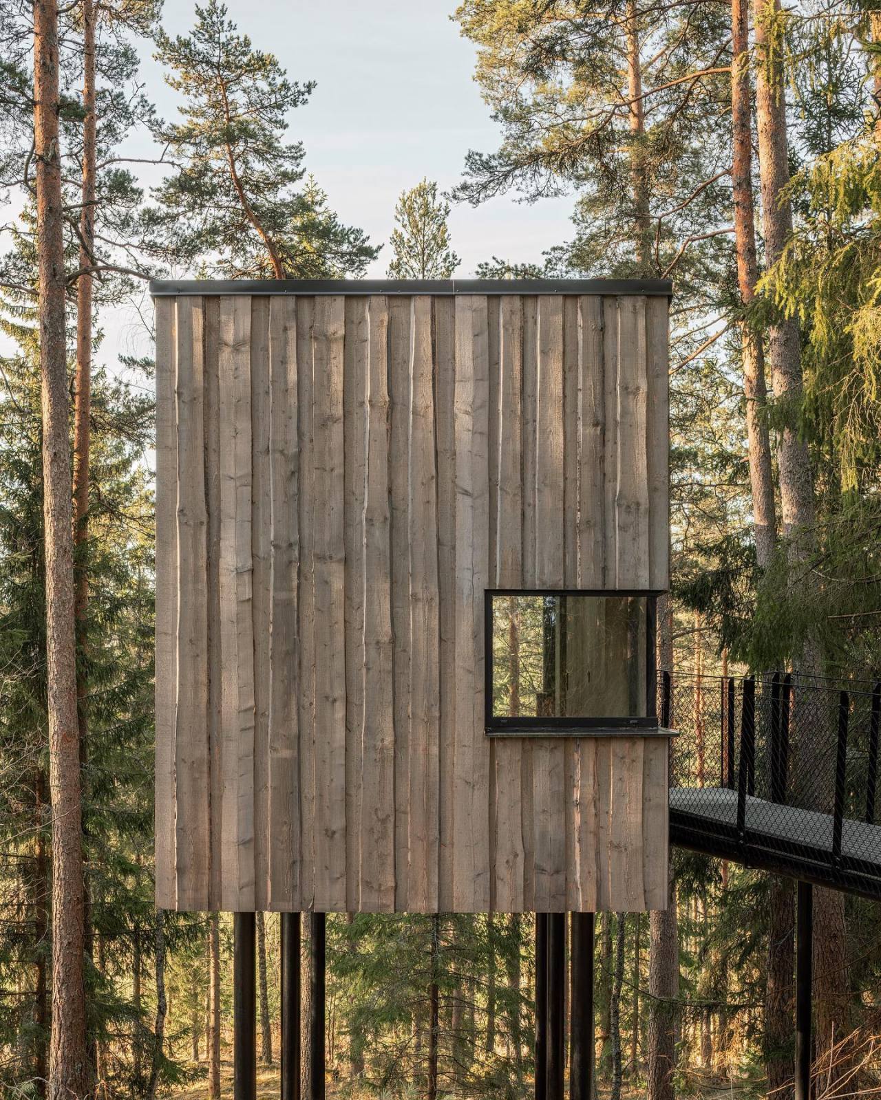 Photographer @jamessilvermanphoto just photographed the newly opened @traktforest.hotel designed by @wingardhs @gertwingardh in Småland, Sweden. Comprising of 5 wooden cabins all floating on thin steel beams. More photos on @cabinporn.
