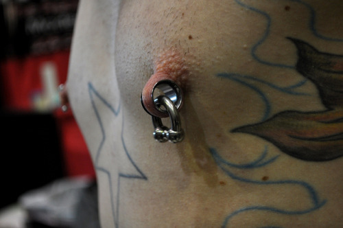 themodblog:  Stretched Nipple by mari.dotted.with.hearts on Flickr.  seatiger69 I&rsquo;d dearly