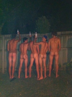 fratbro96:  butt-boys: Summer night shennanagins.