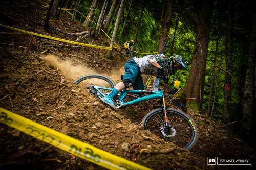 aces5050: (via French Suspense - Samoens EWS Day One - Pinkbike)