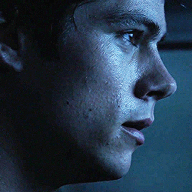 theoraeken: no one:  absolutely no one:   me: omg dylan’s nose!!!!