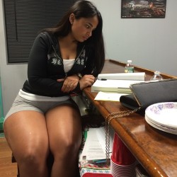 jazziedad:  phatculos:  Thick Bih  ThickNess Appreciated. Those Thighs Tho 