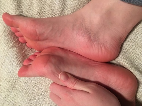 My feet are so stinky and sweaty from a long day, would anyone like to lick them clean?