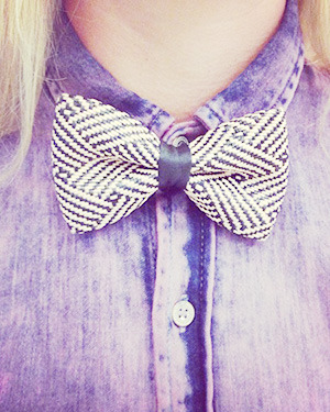 lostdeliriousbutstillliving:  rollingbug:  Ties and bow ties (XX)  😍😍  Hot
