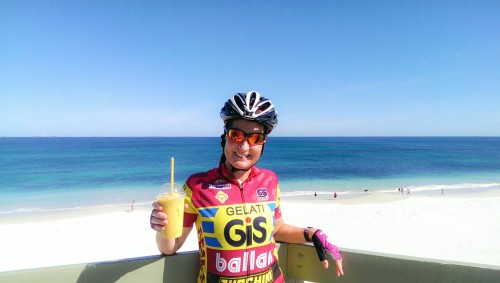 mari-musing: Easter Sunday ride to Leightons Beach with clubathletica, where we bought Tropicana smo