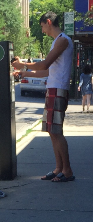 chiguylkv:  Same Italian guy the other day as the last post . Didn’t realize this was the same