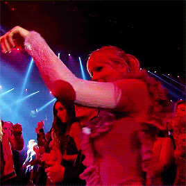 ialmostdos:Taylor during Ciara’s Performance at the BBMAS 2019