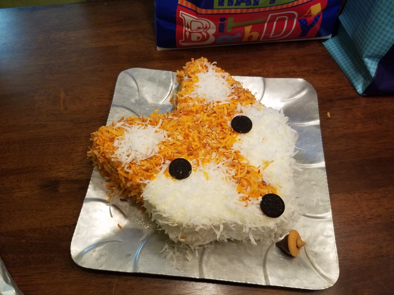 swankydesserts:  Fox cake for son’s first birthday party. You’ve heard of a Pinterest