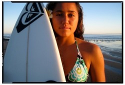 surfing-girls:  Surf Girl