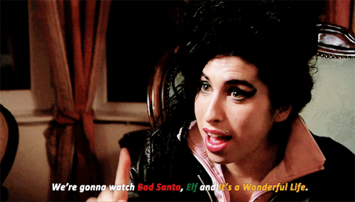 amyjdewinehouse:Happy Christmas Eve! xx 