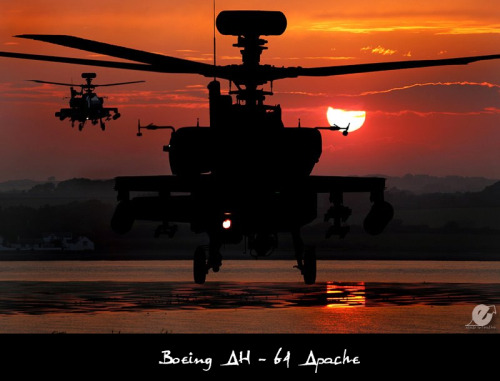 Sex espacointerativo:  Boeing AH - 64 Apache… pictures