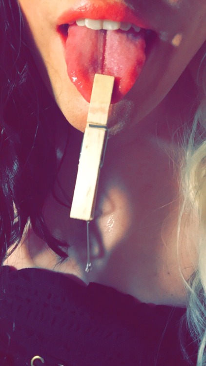 girlypuppy:drool baby.