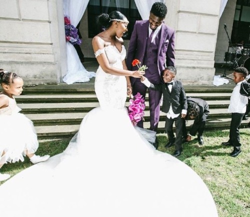 sashayshanta28:theblackestberryblog:alwaysfinishyourmolly:this wedding was beautifulThis eggplant su