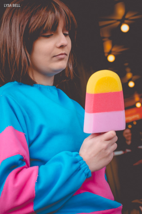 hugebitchneps: I am so happy about how these turned out!Anyway, my Frisk costume!photos and edit by: