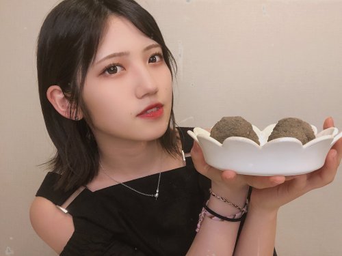 soimort:岡田 奈々 - Twitter - Sun 14 Jun 2020  ２３歳の誕生日 おめでとうございます 🥳🎂23rd birthdayHappy birthday to you🥳🎂  