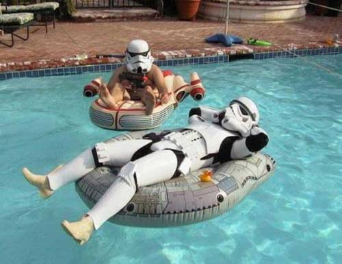 Porn Pics officeslave6:  (via Stormtroopers Chillin’)