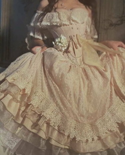 mouthwblood:me in the middle of the stormy night running down the grand staircase in this with a candelabra in hand before i run away with my vampire lover forever.