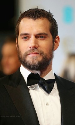 male-and-others-drugs:  Henry Cavill