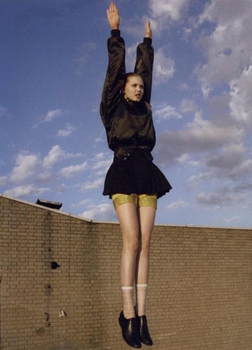 supermodelgif: Lindsey Wixson for i-D Fall 2010 by Emma Summerton 