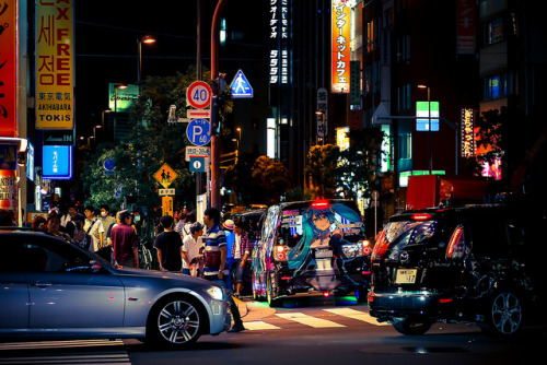 ileftmyheartintokyo: Residents of Akihabara 8 by torne (where’s my lens cap?) on Flickr.