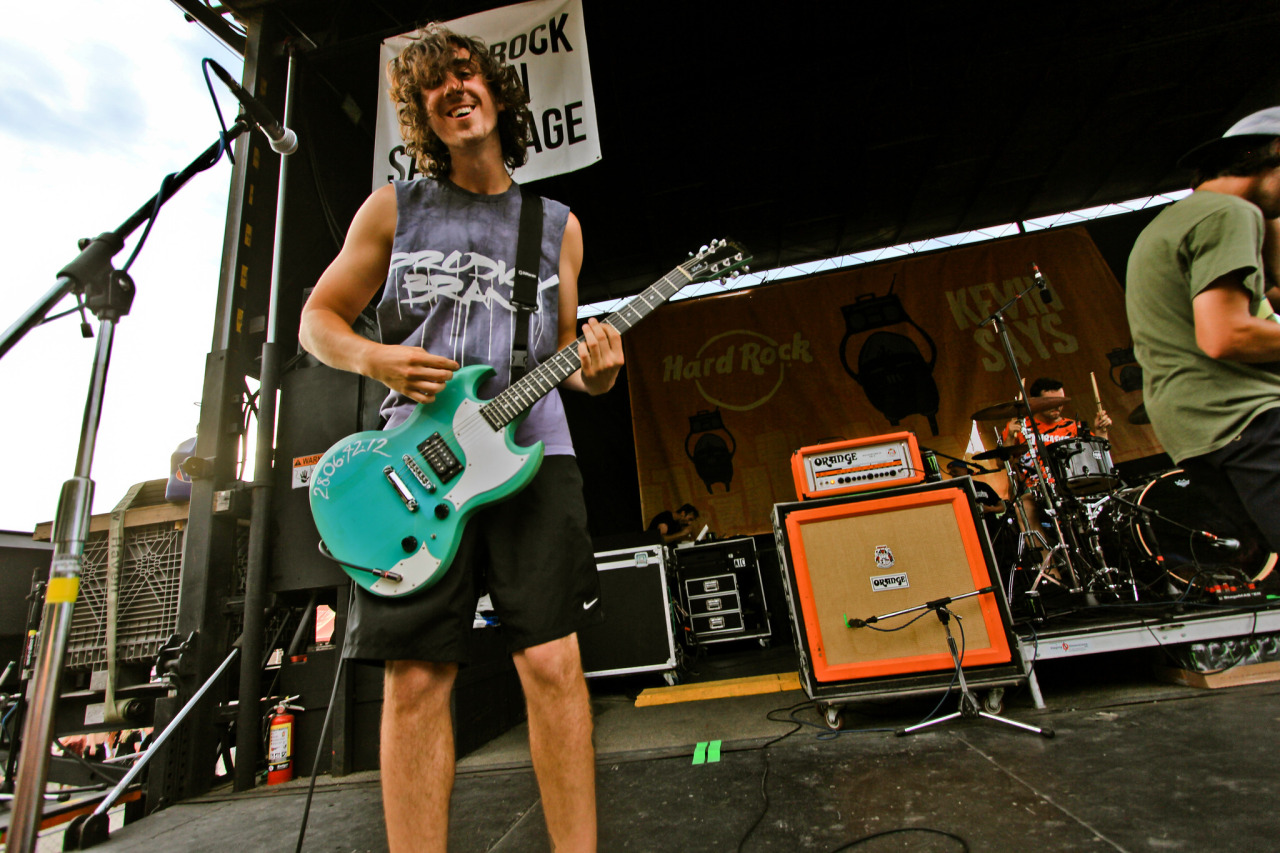 tallandsad:   	Knuckle Puck by Jesus Martinez     