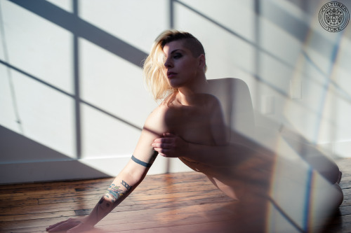 youjustroll: msnacke:  Dances with Light / @bloommodel   Bloom moves like the wind while on camera.  One of my favorite models to photograph.  Here she is in Providence, RI 2016.   Full nude series can be found on my Patreon. **Do not remove text.