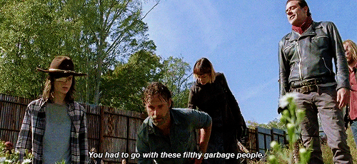 your #1 walking dead source