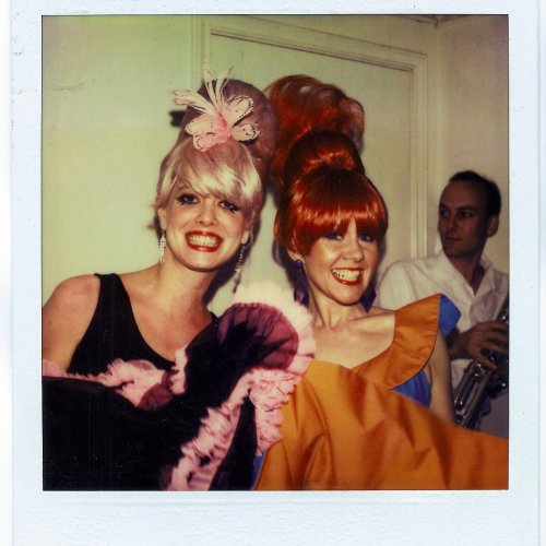 johnnythehorsepart2: Cindy Wilson &amp; Kate Pierson (B-52s)